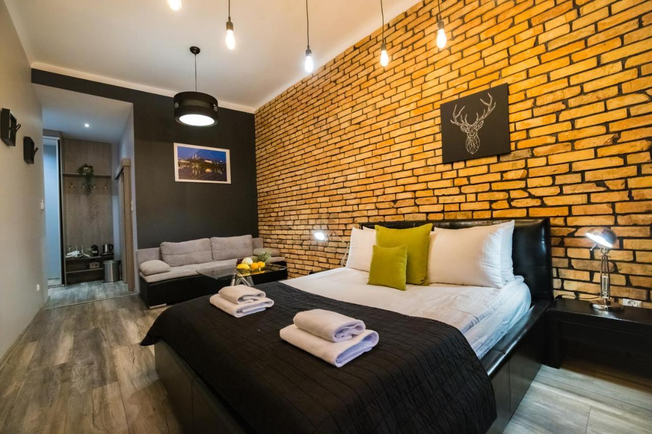 Leo Apartments Main Square Kraków Eksteriør billede